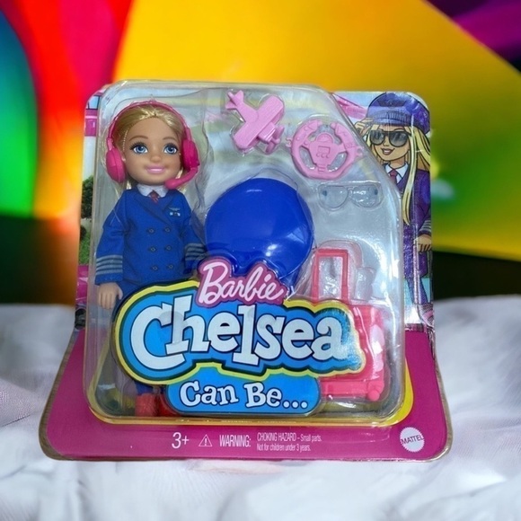 Barbie Chelsea Can Be Pilot Doll NEW - Picture 1 of 4